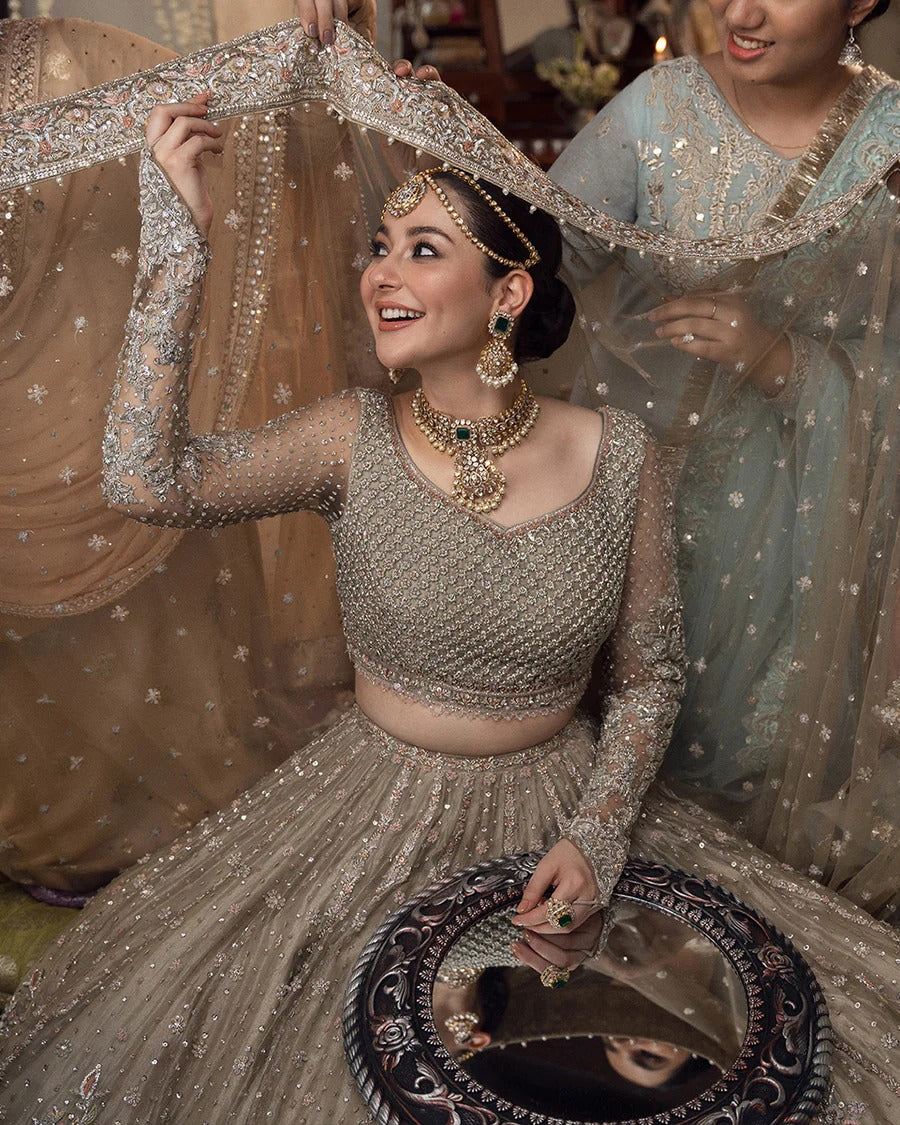 Faiza Saqlain | Bridal Lehnga With Twinkling Floral Booti | Mah