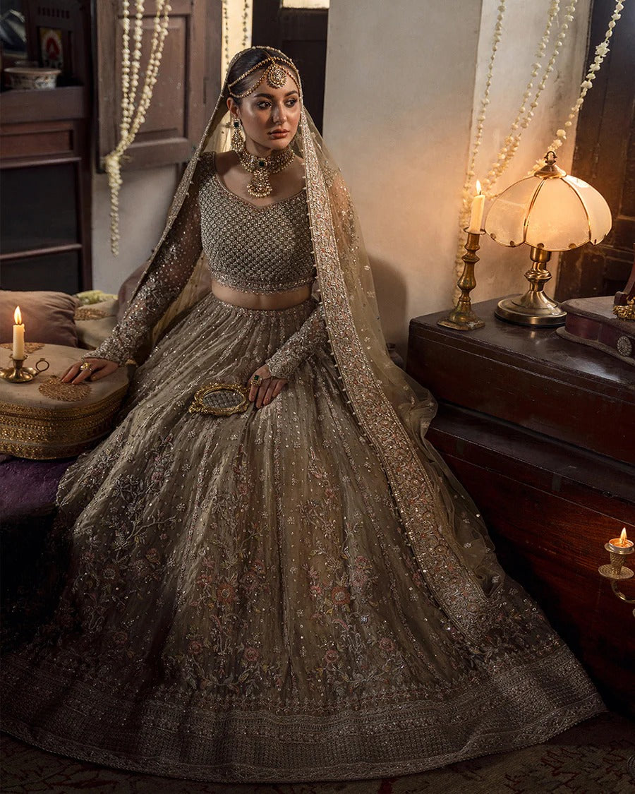 Faiza Saqlain | Bridal Lehnga With Twinkling Floral Booti | Mah