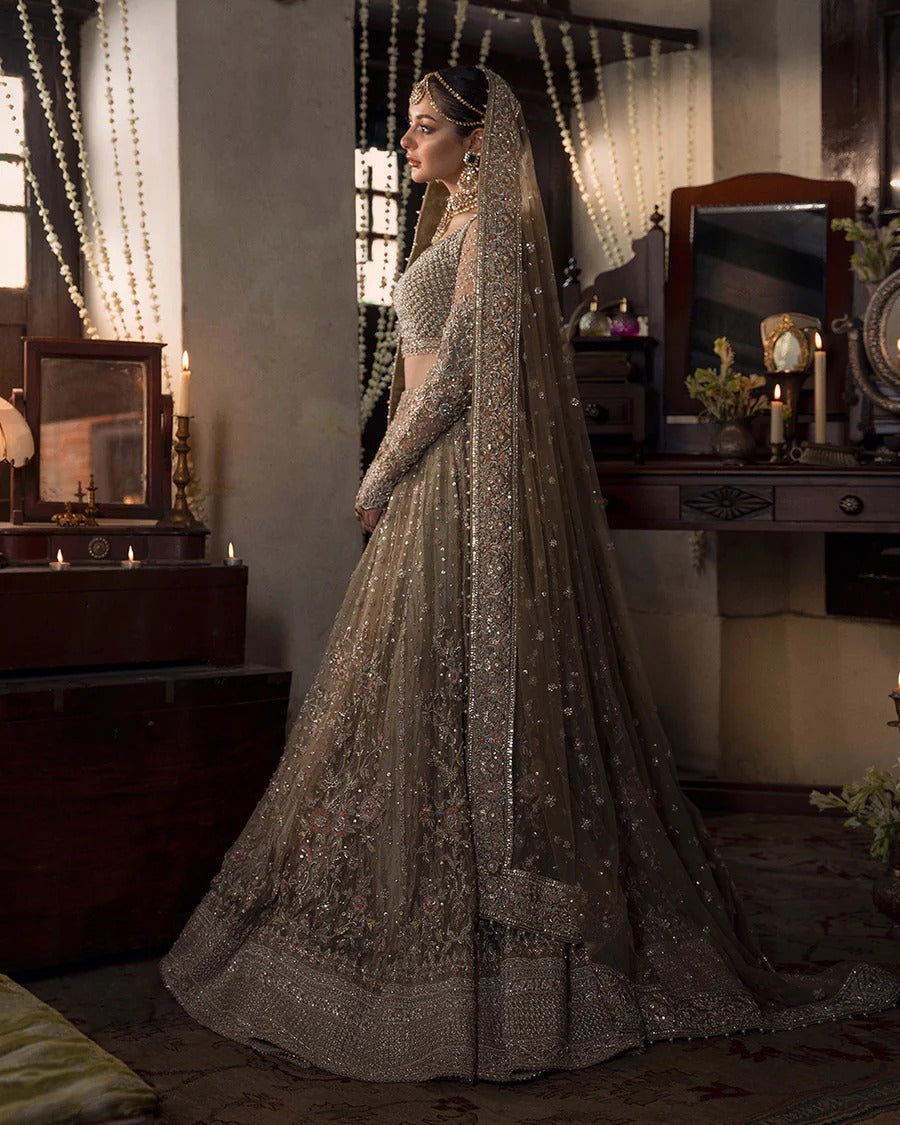 Faiza Saqlain | Bridal Lehnga With Twinkling Floral Booti | Mah