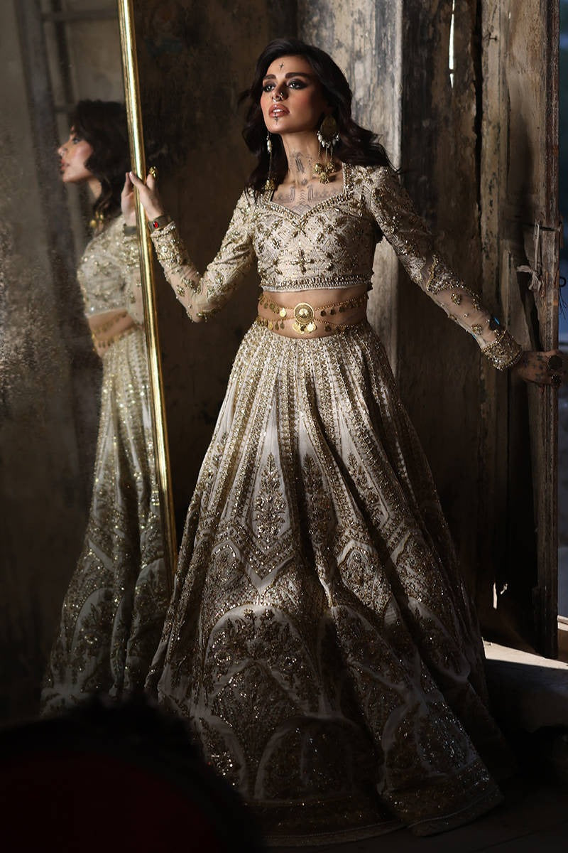 Mohsin Naveed Ranjha | Italian Silk Choli Lehgna | Bibbojaan