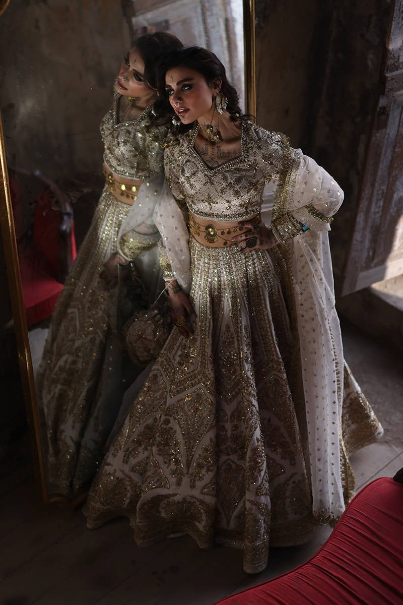 Mohsin Naveed Ranjha | Italian Silk Choli Lehgna | Bibbojaan