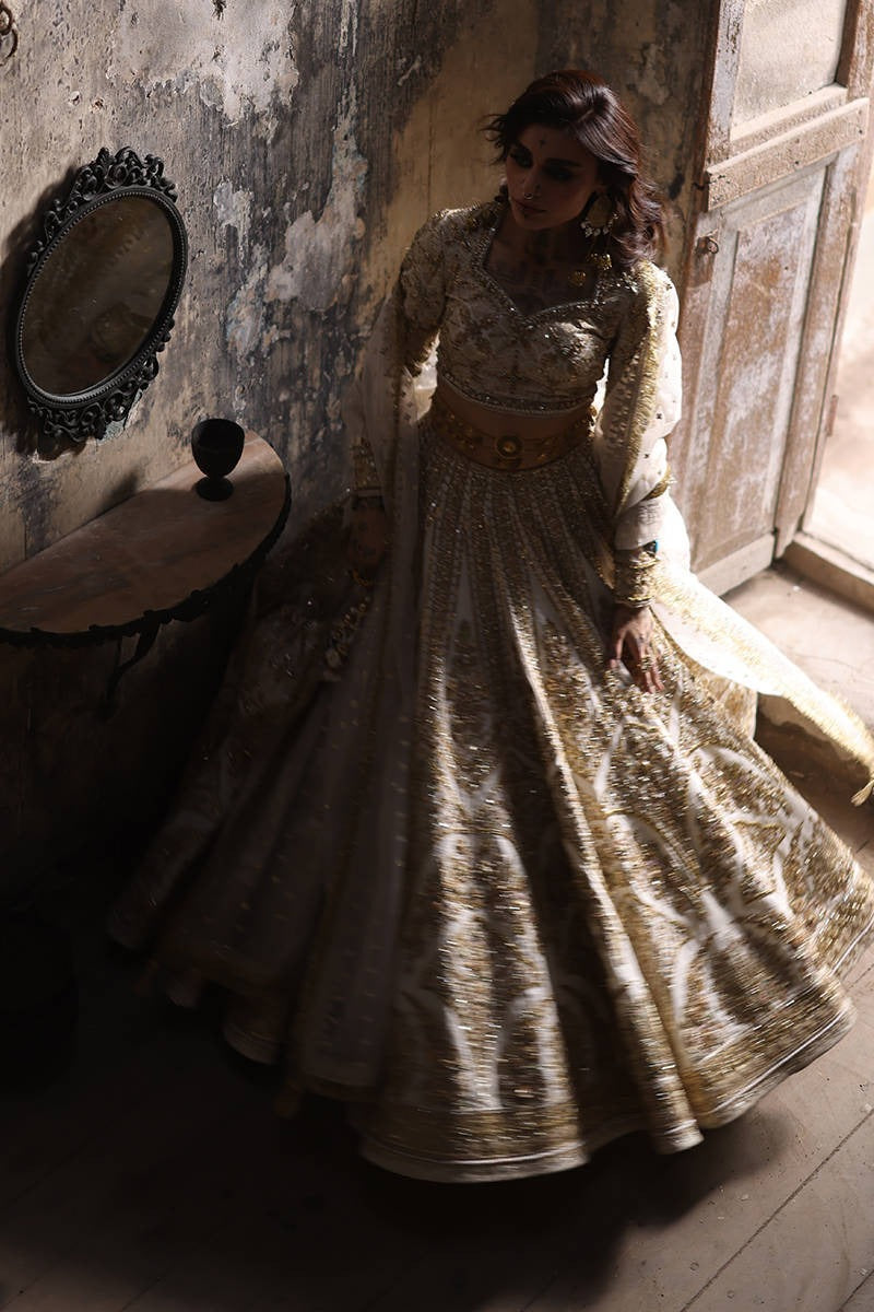 Mohsin Naveed Ranjha | Italian Silk Choli Lehgna | Bibbojaan