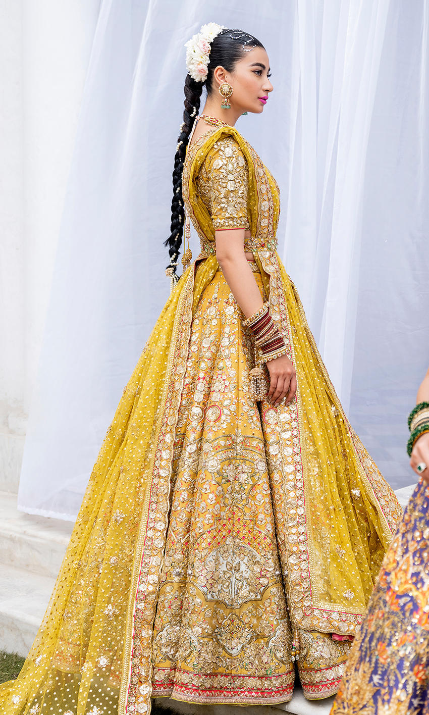 Nomi Ansari | 3 Piece Unstitched Embroidered Bridal Dress | NAB-22-110