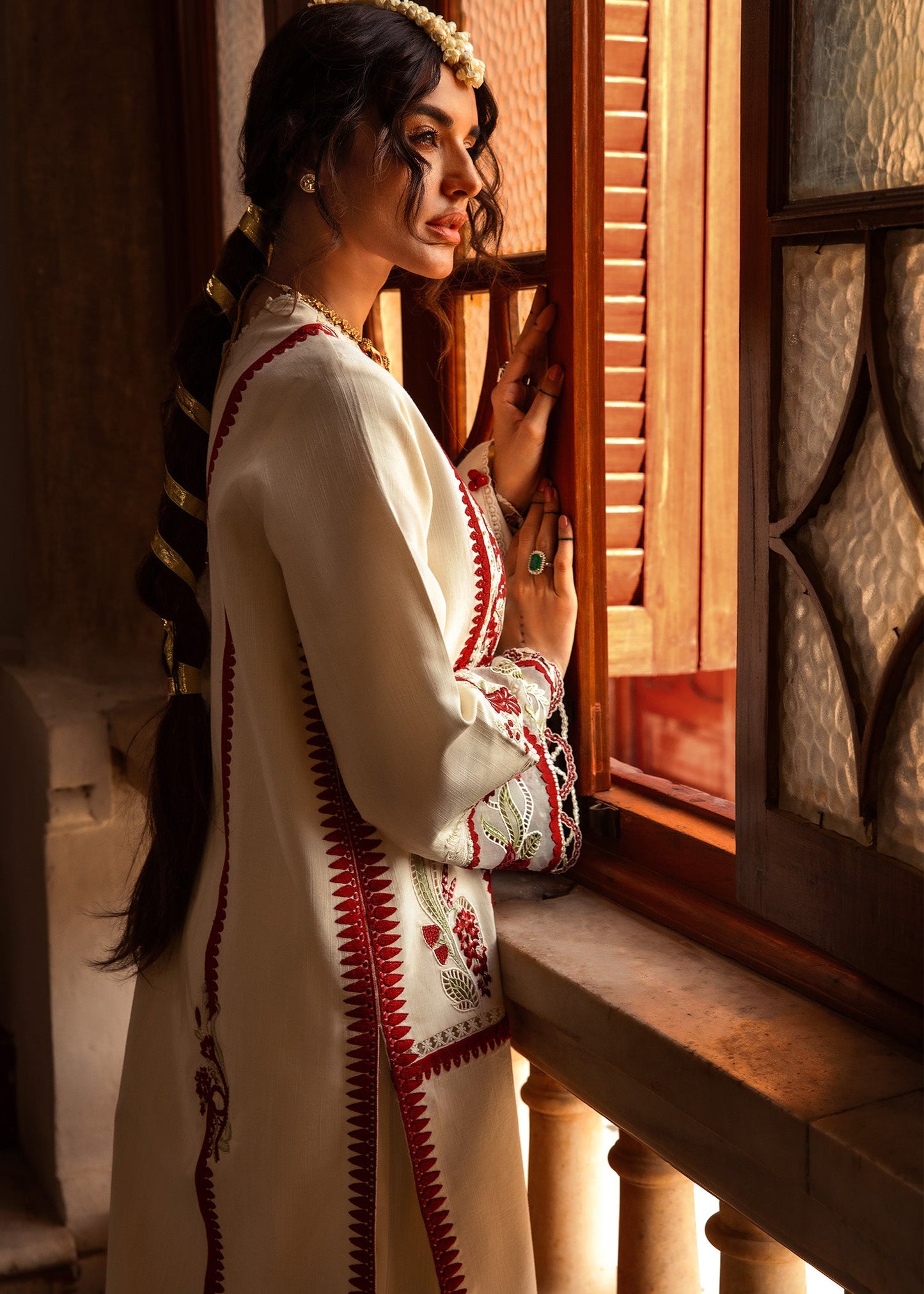 Crimson | Unstitched Embroidered Lawn with Shawl | Musafir CWTR24-D6