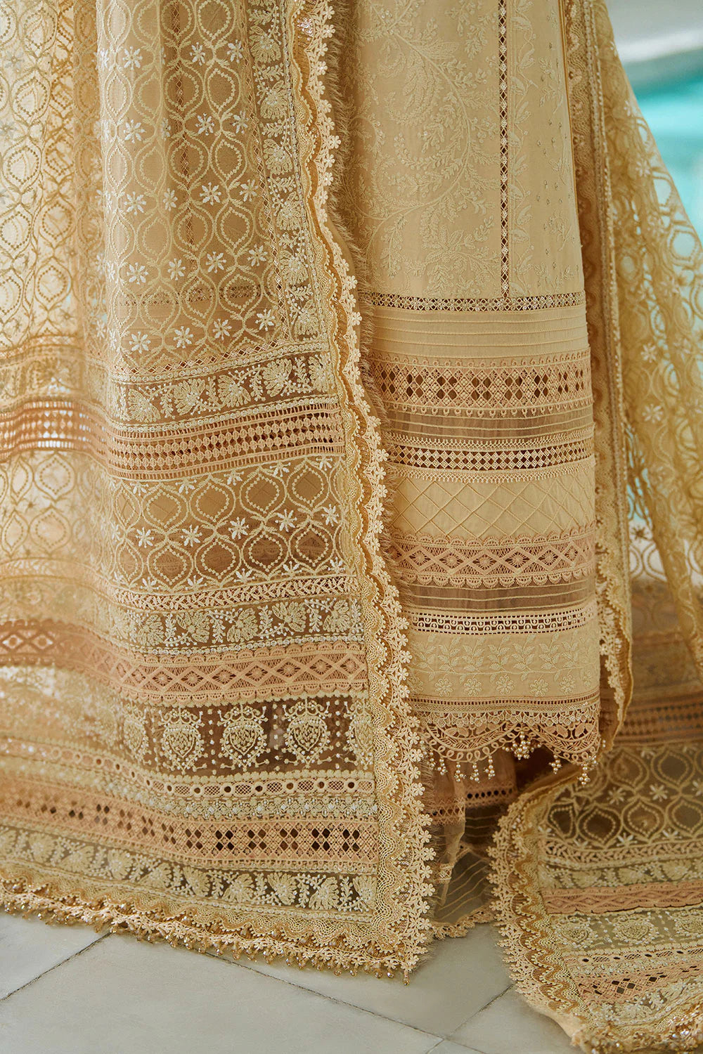 Sobia Nazir | 3 Piece Unstitched Embroidered Lawn | Design 3A