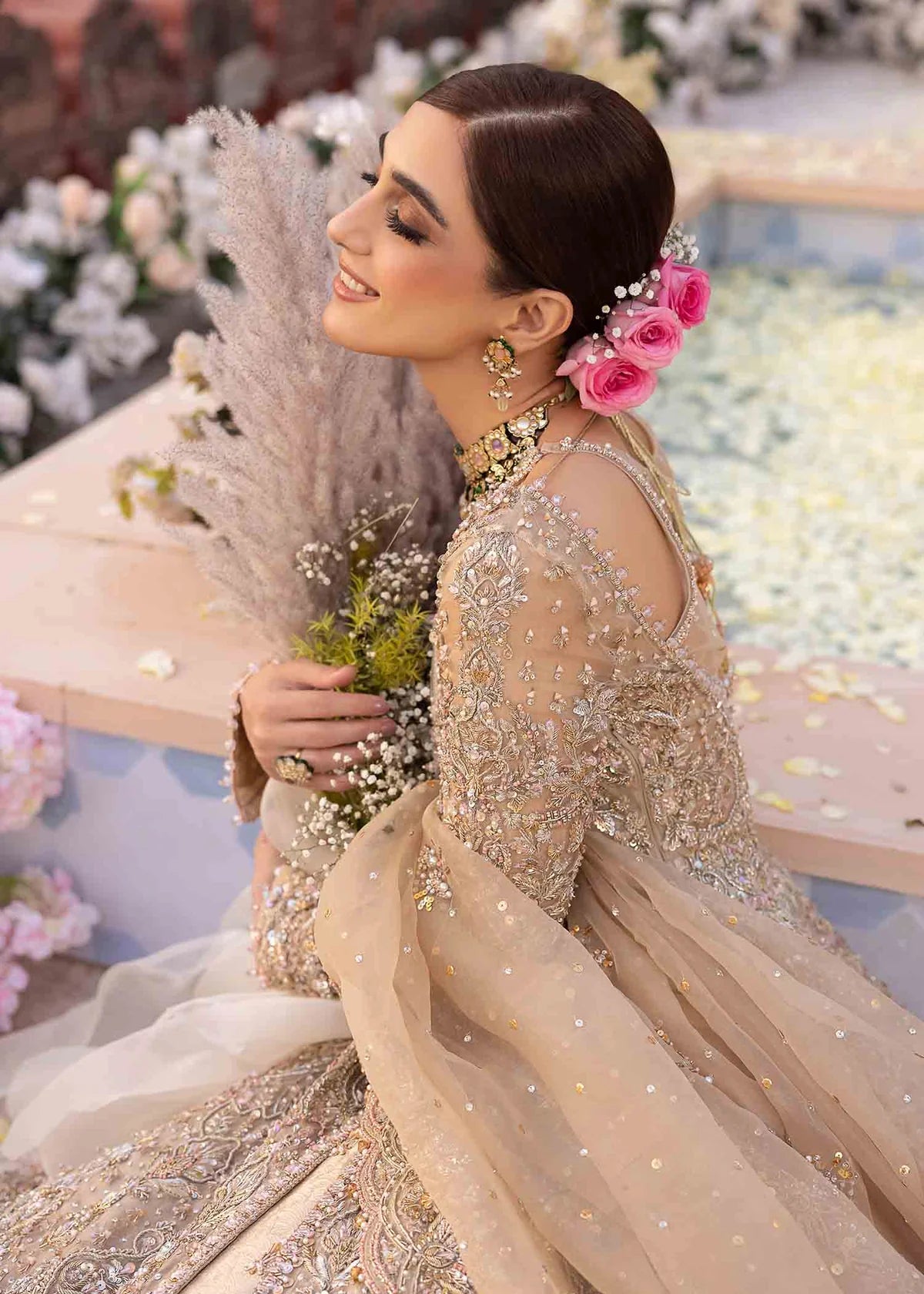 Kanwal Malik | 3 Piece Unstitched Embroidered Kathaan Organza (16Pannels) | Mirani