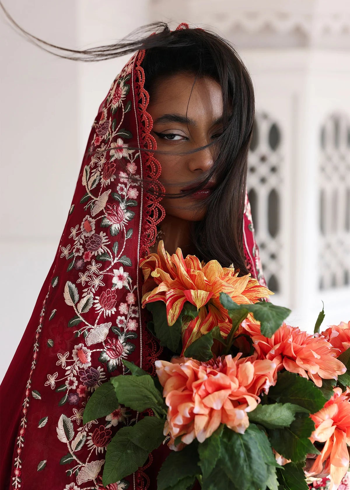 Hussain Rehar | 3 Piece Unstitched Embroidered Lawn | Kastanaa