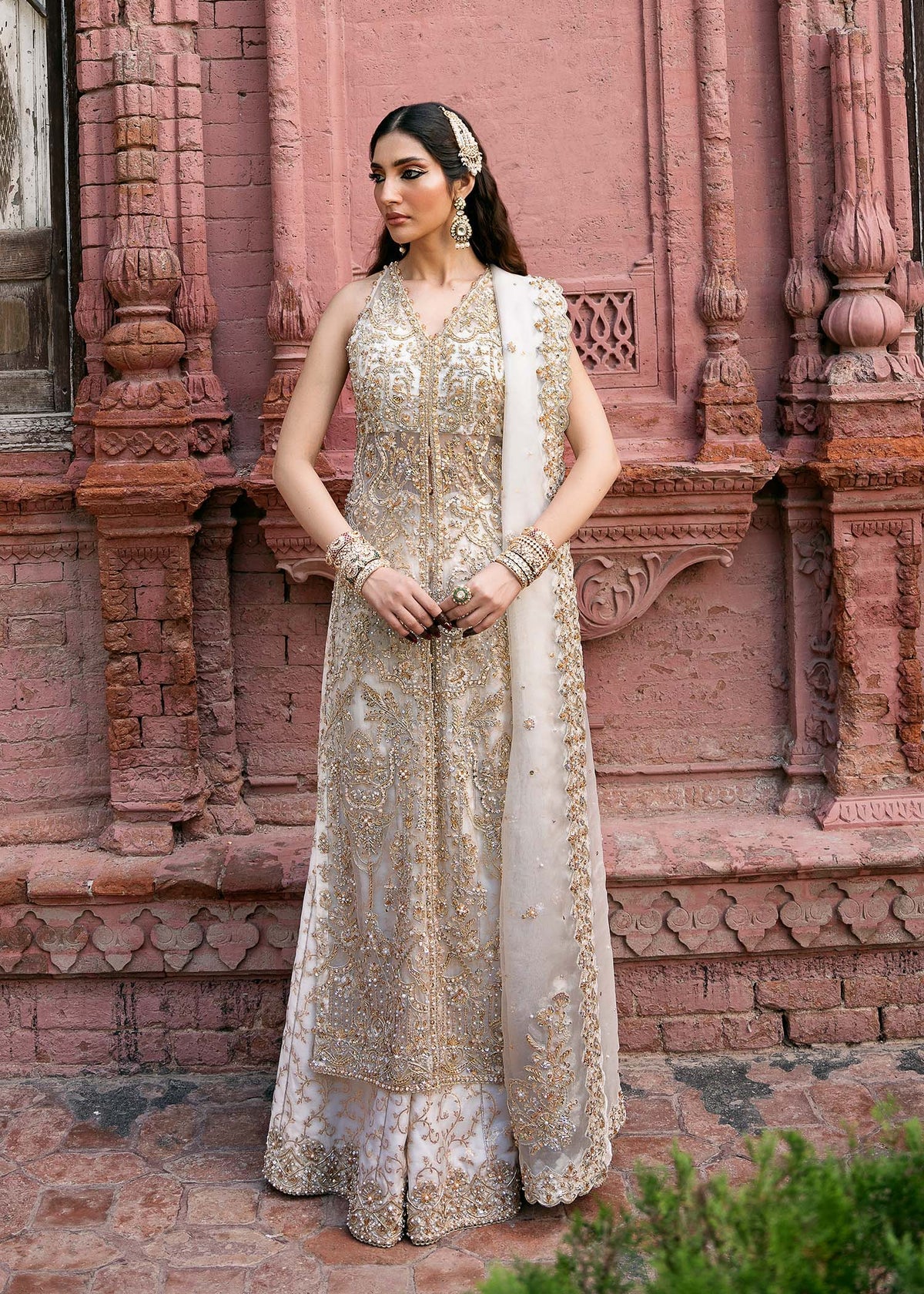 Kanwal Maik | 3 Piece Unstitched Embroidered Organza | Nisha