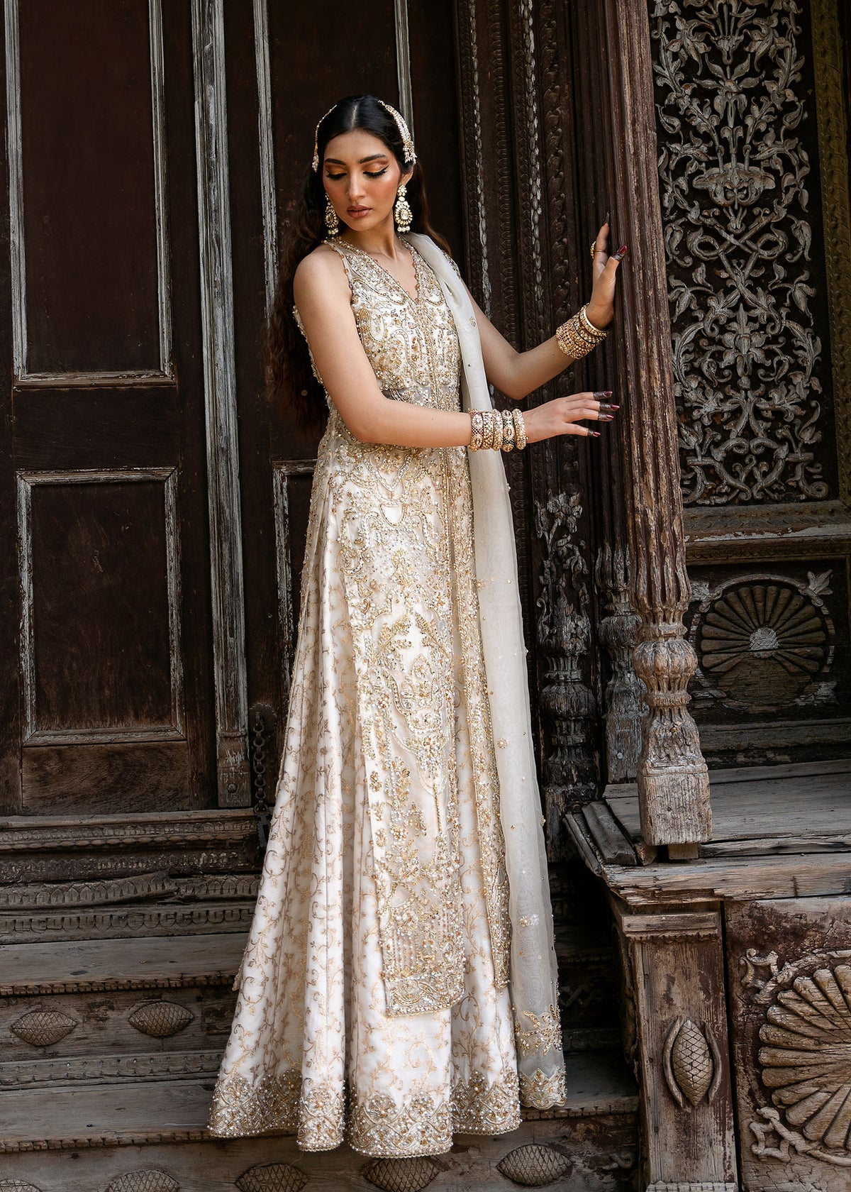 Kanwal Maik | 3 Piece Unstitched Embroidered Organza | Nisha