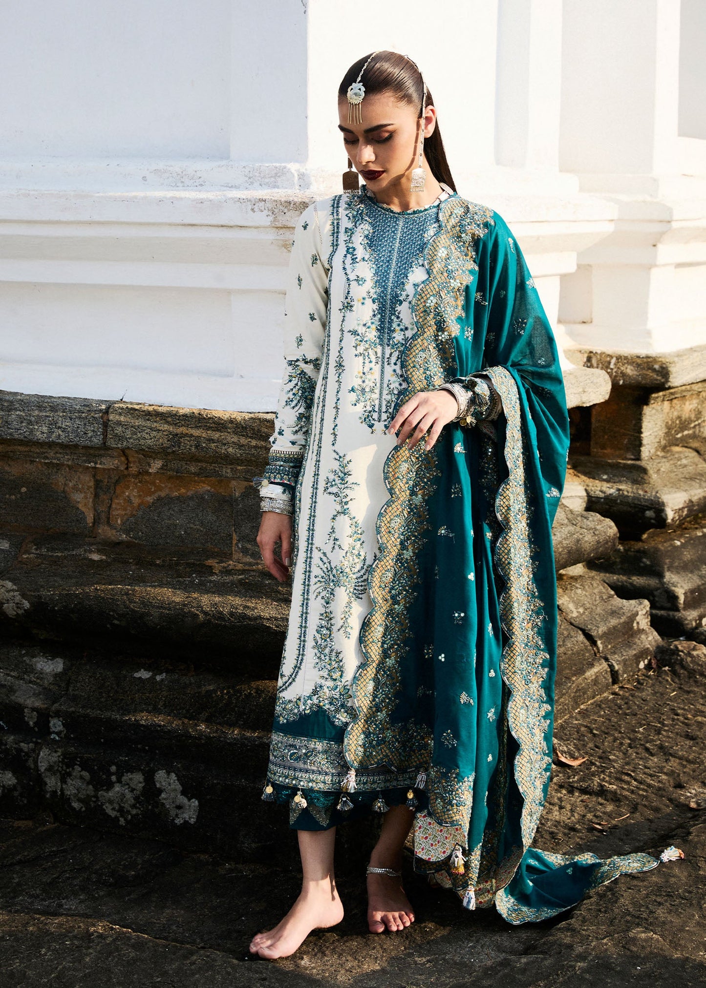 Hussain Rehar | 3 Piece Unstitched Embroidered Lawn | Veil
