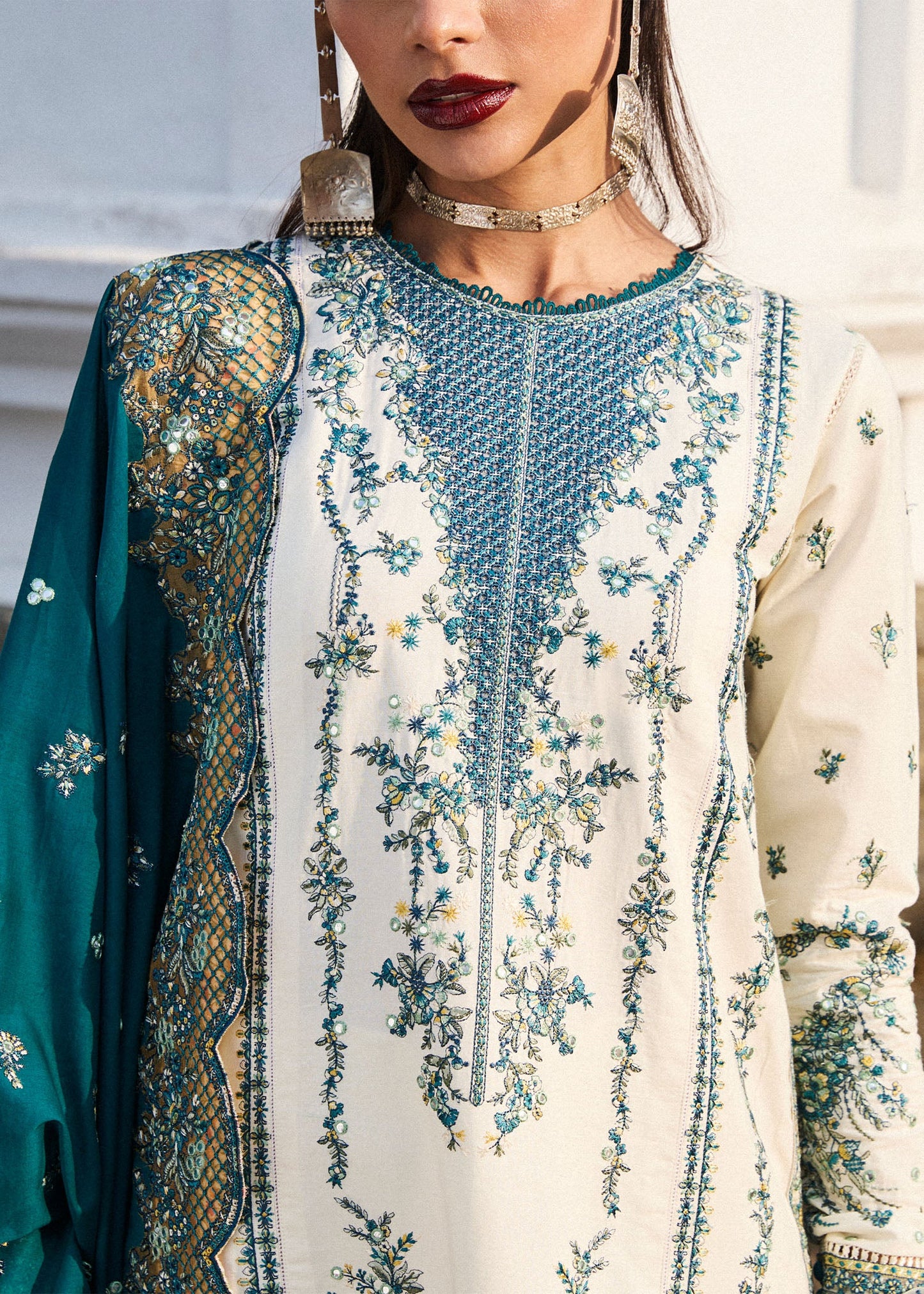 Hussain Rehar | 3 Piece Unstitched Embroidered Lawn | Veil