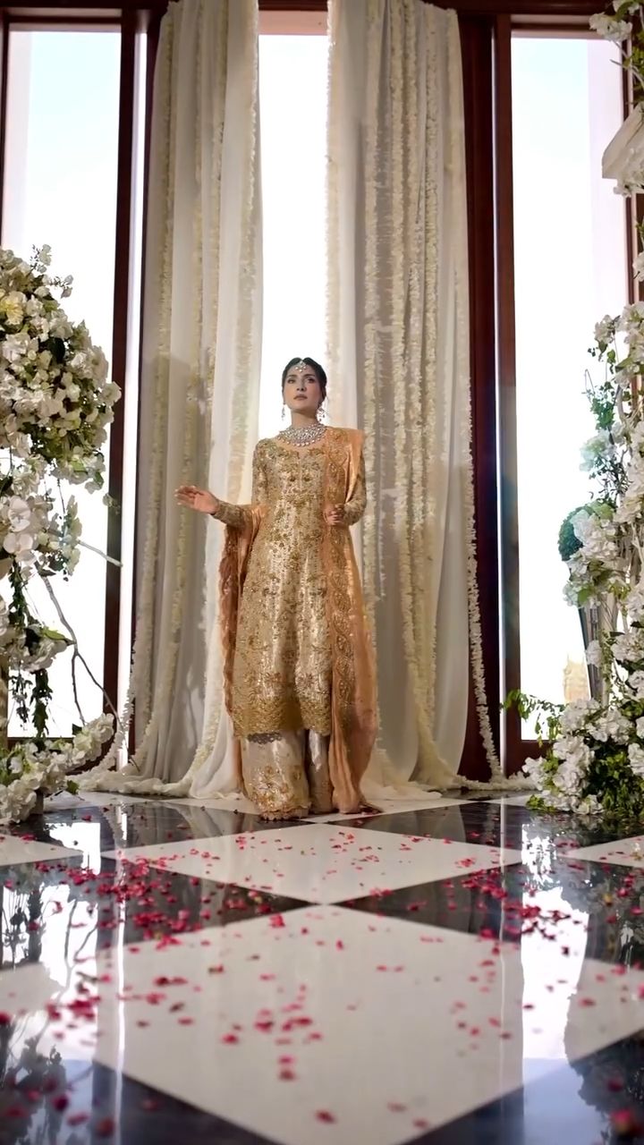 Mina Hasan | 3 Piece Unstitched Embroidered Tussle Silk | D-2343