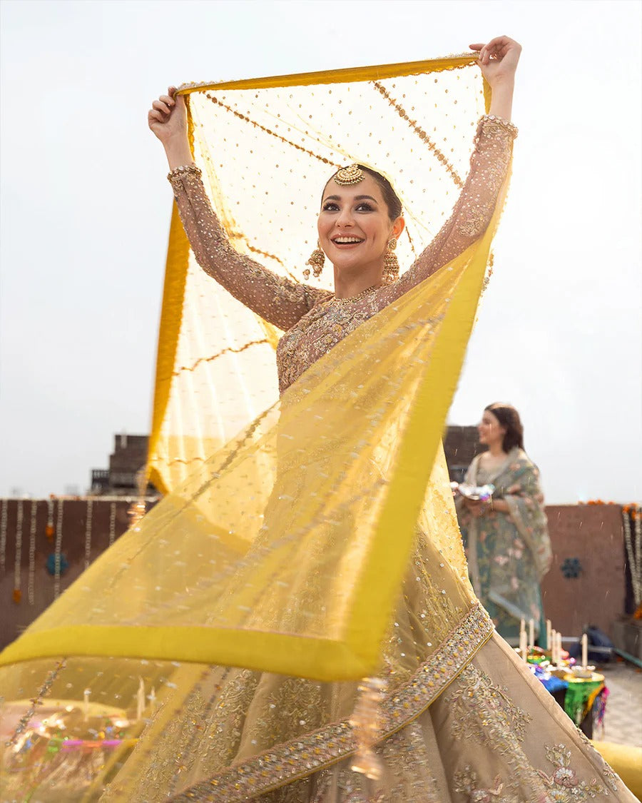 Faiza Saqlain | 3 Piece Unstitched Embroidered Bridal Dress | Mahveen