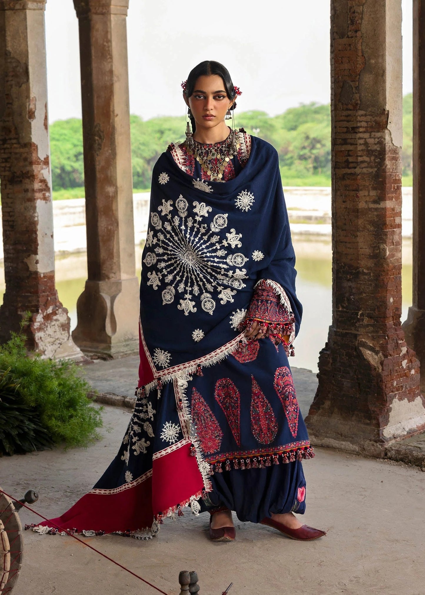 Hussain Rehar | 3 Piece Unstitched Embroidered Karandi | Gulbano
