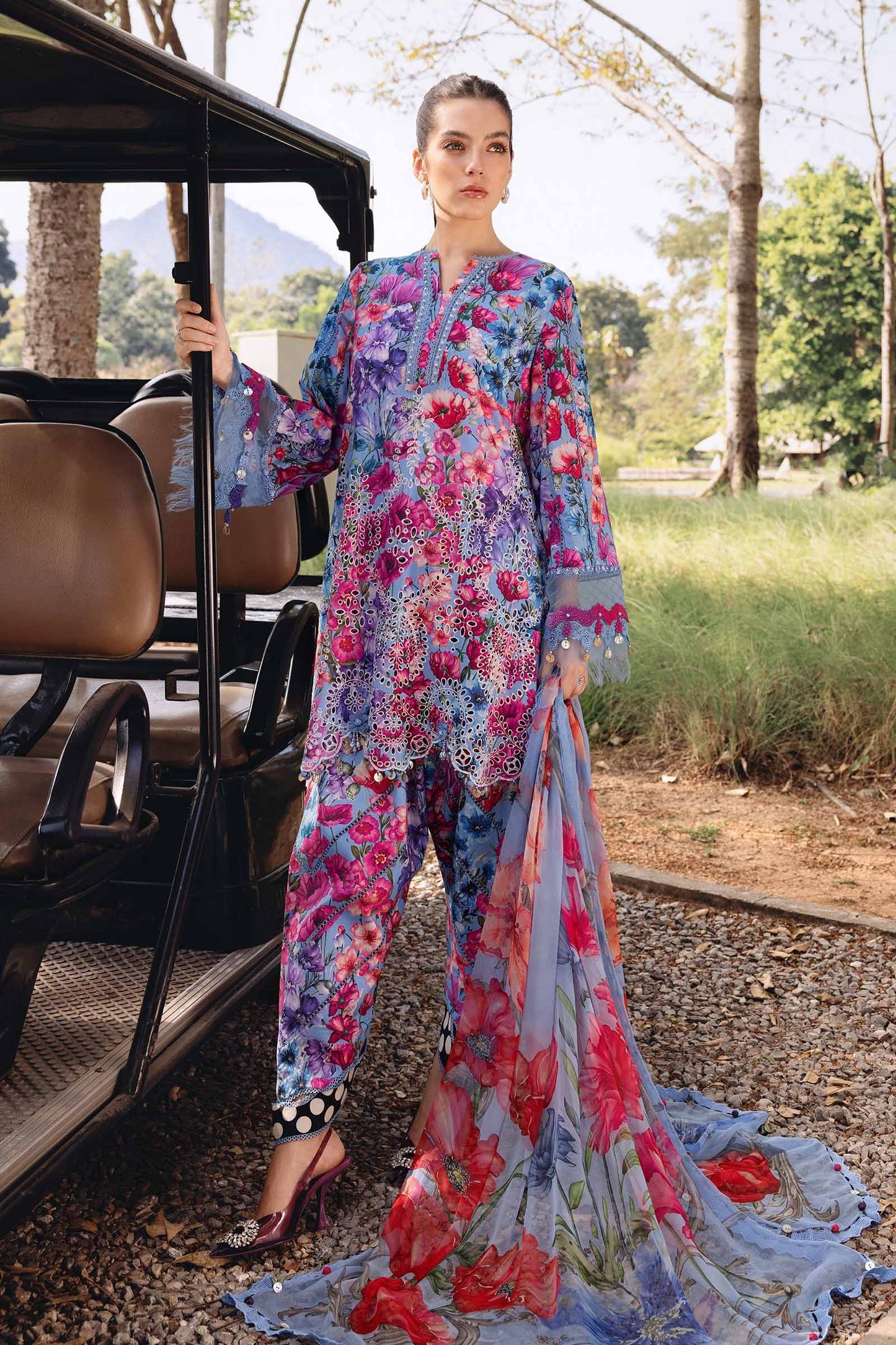 Maria B. | 3 Piece Unstitched Embroidered Printed Lawn | MPT-2902-B