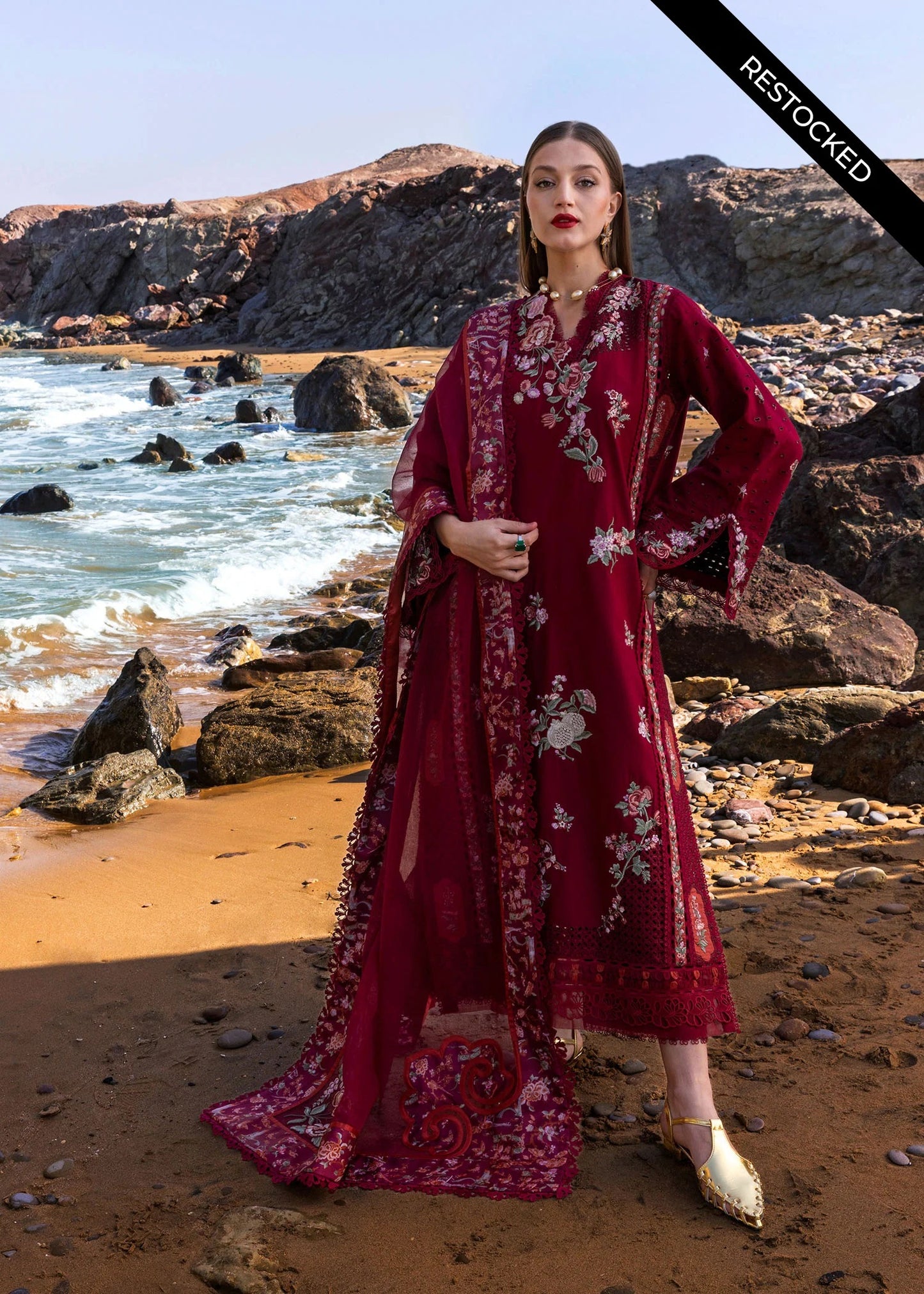 Crimson | 3 Piece Unstitched Embroidered Lawn | Parsi Threads - D5 B