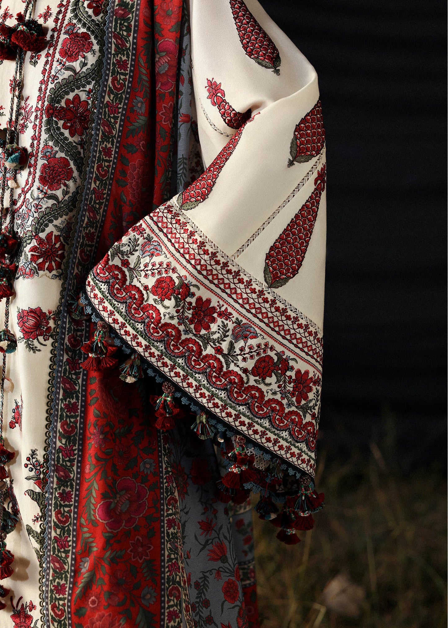 Hussain Rehar | 3 Piece Unstitched Embroidered Khaddar | Gulban
