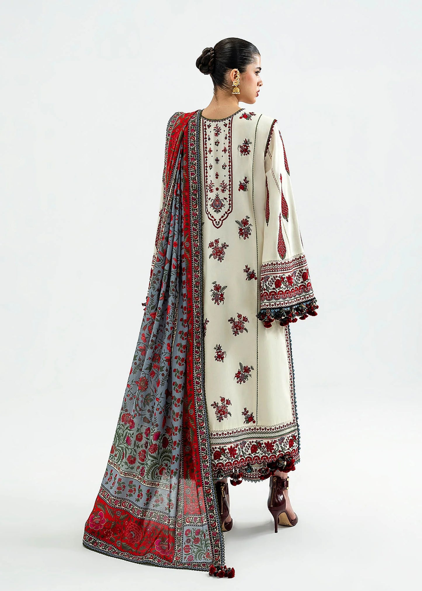 Hussain Rehar | 3 Piece Unstitched Embroidered Khaddar | Gulban